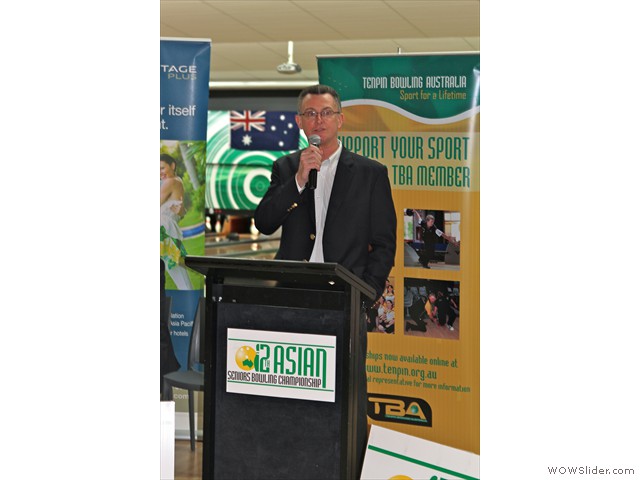 Mike Seymour Asian Seniors Opening ceremony Photo Barry Davies